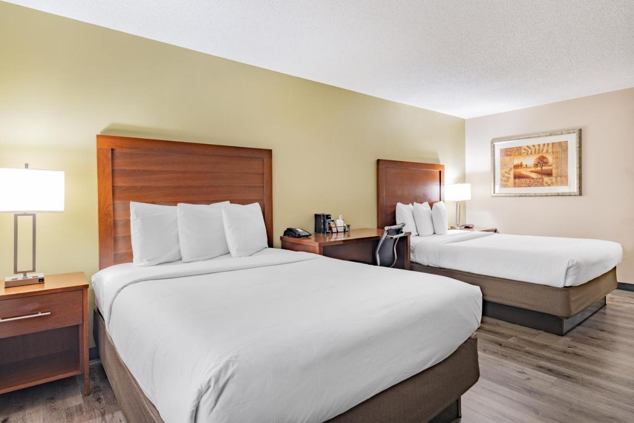 Baymont By Wyndham Hotel