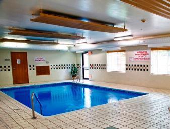 Hotel Baymont By Wyndham Gurnee